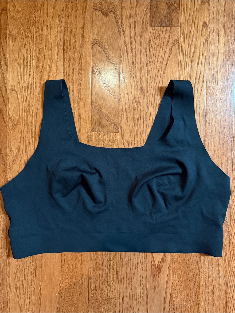 Black Seamless Scoop Neck Bralette
